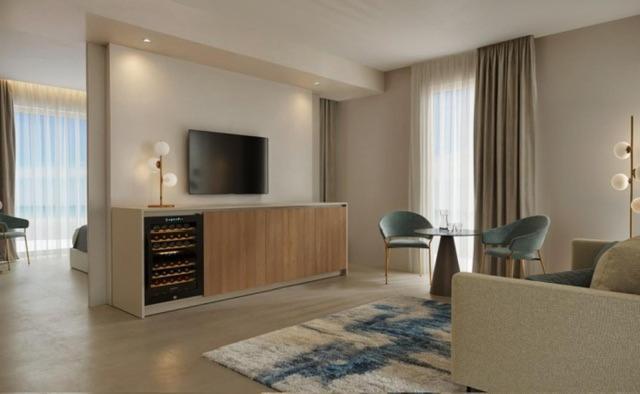 Victoria Frontemare Beach & Spa Hotel Jesolo Exterior photo